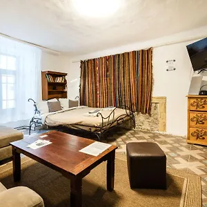 Gul Baba Saray Apartment
