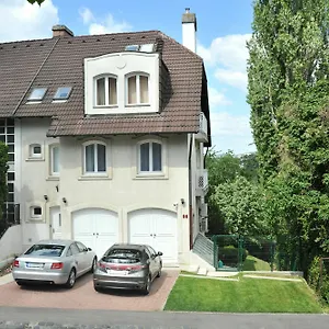Hillside Premium Apartment